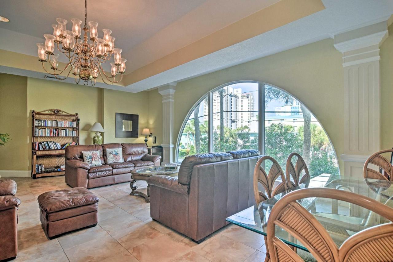 Coastal With Pool, Walk To Clearwater Beach!