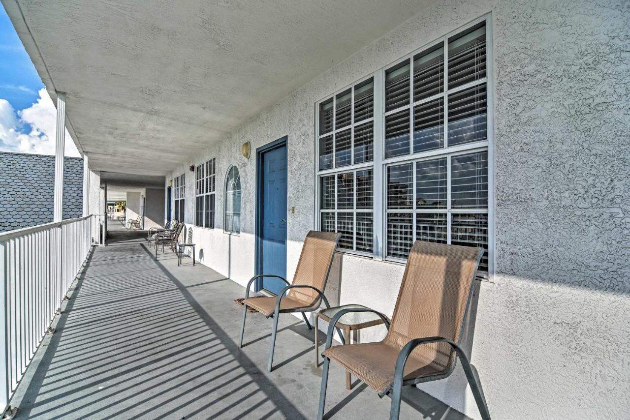 Coastal With Pool, Walk To Clearwater Beach! *
