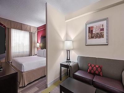 Express & East-miami By Ihg Hotel Kendall