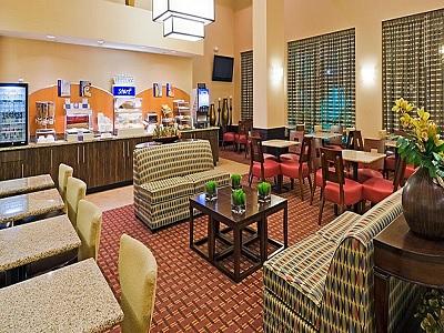 Hotel Express & East-miami By Ihg Kendall