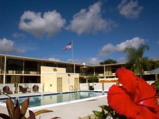 At - Pierce Fort Pierce