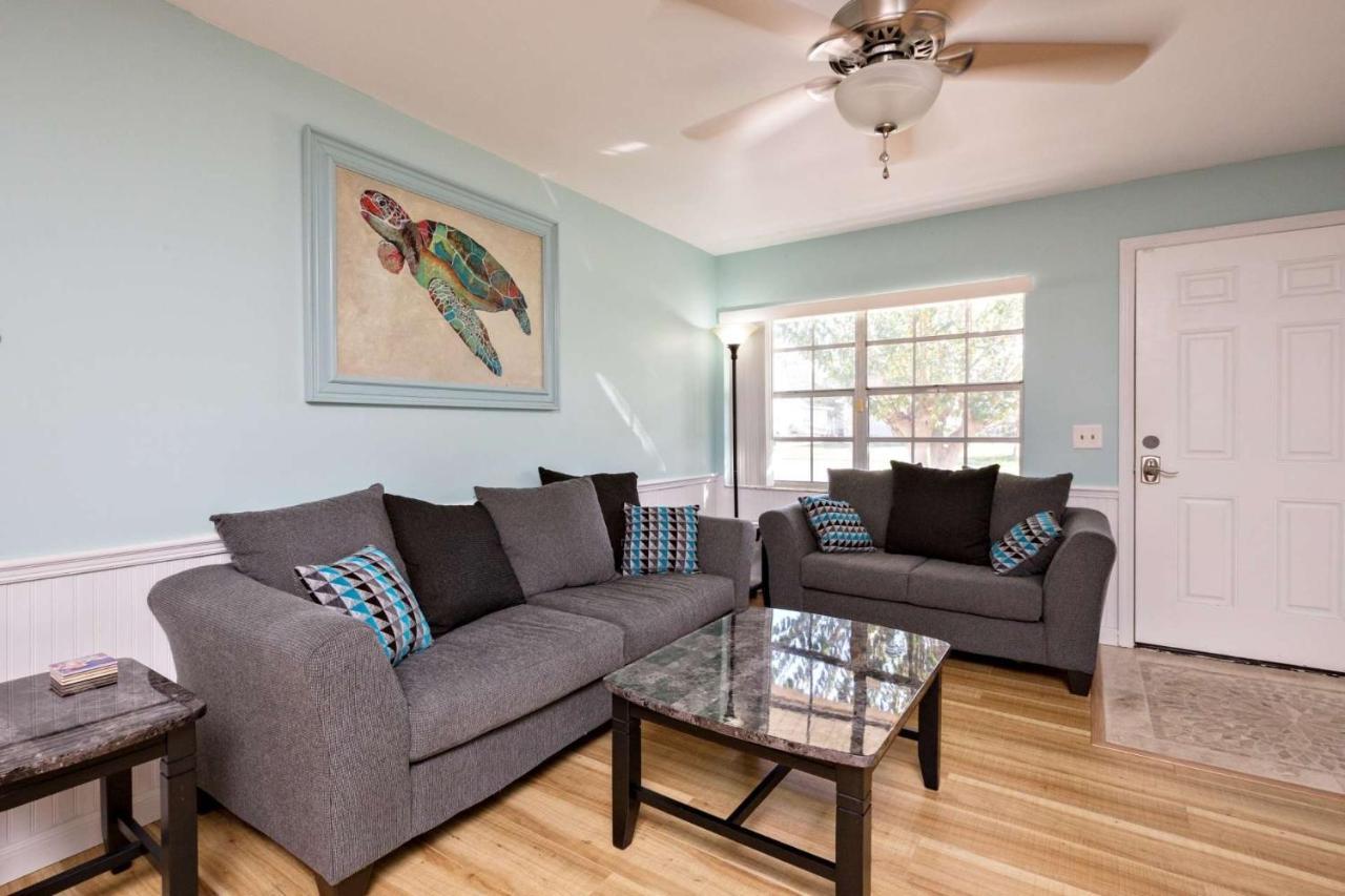 1050 Tompkins Drive *