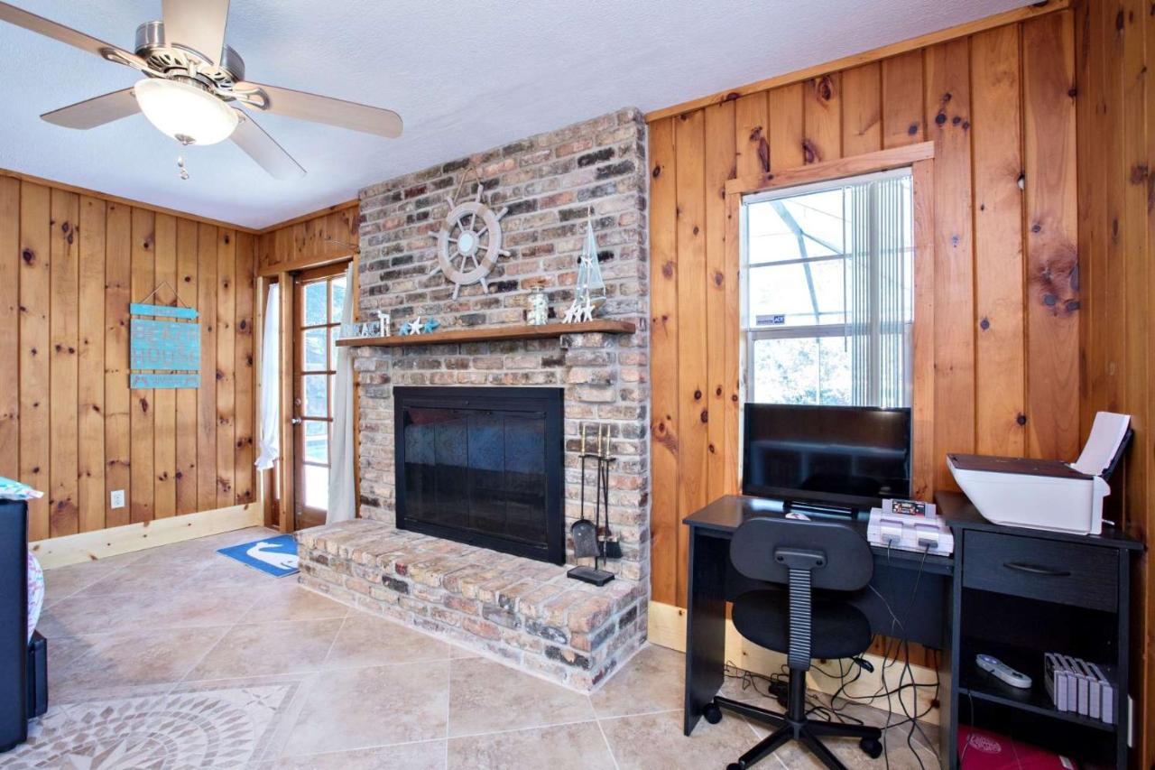 1050 Tompkins Drive Holiday home *