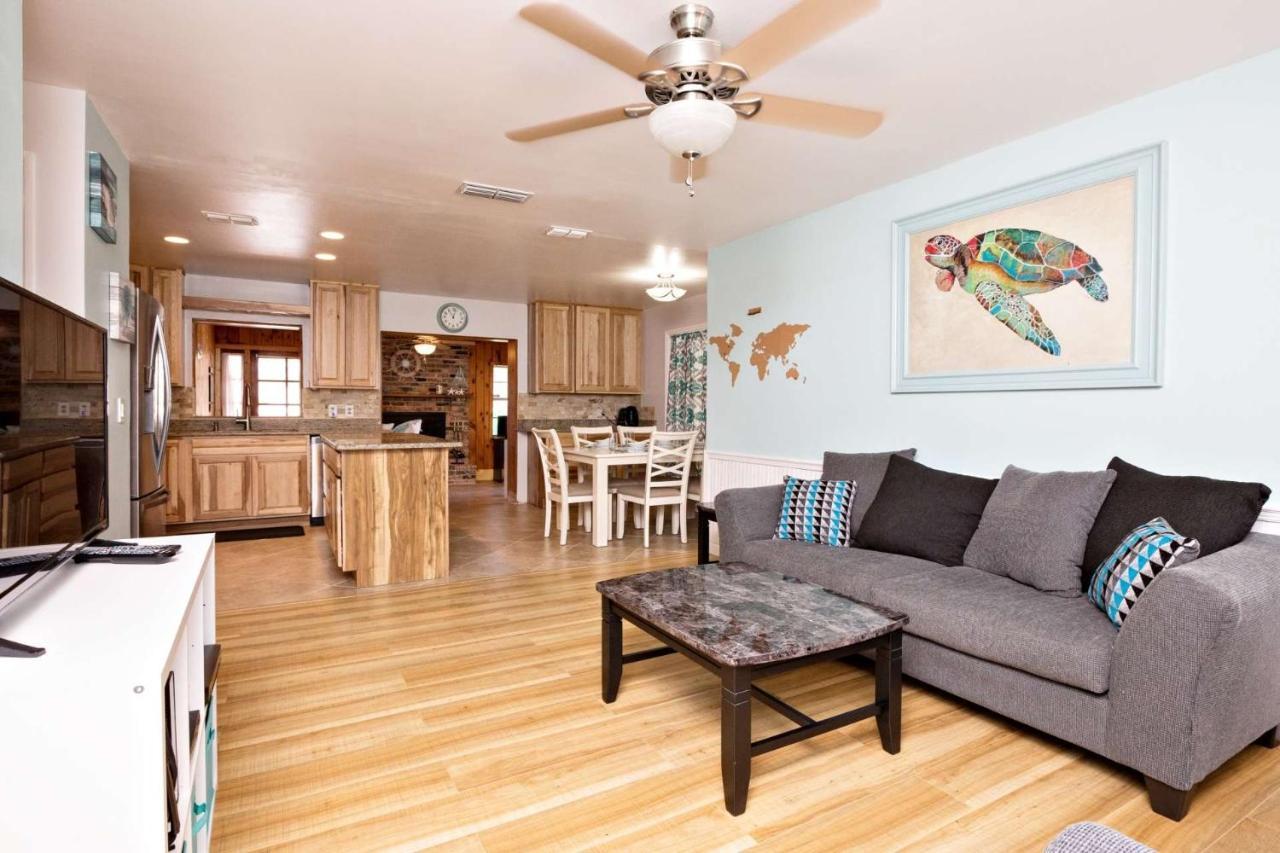 1050 Tompkins Drive *