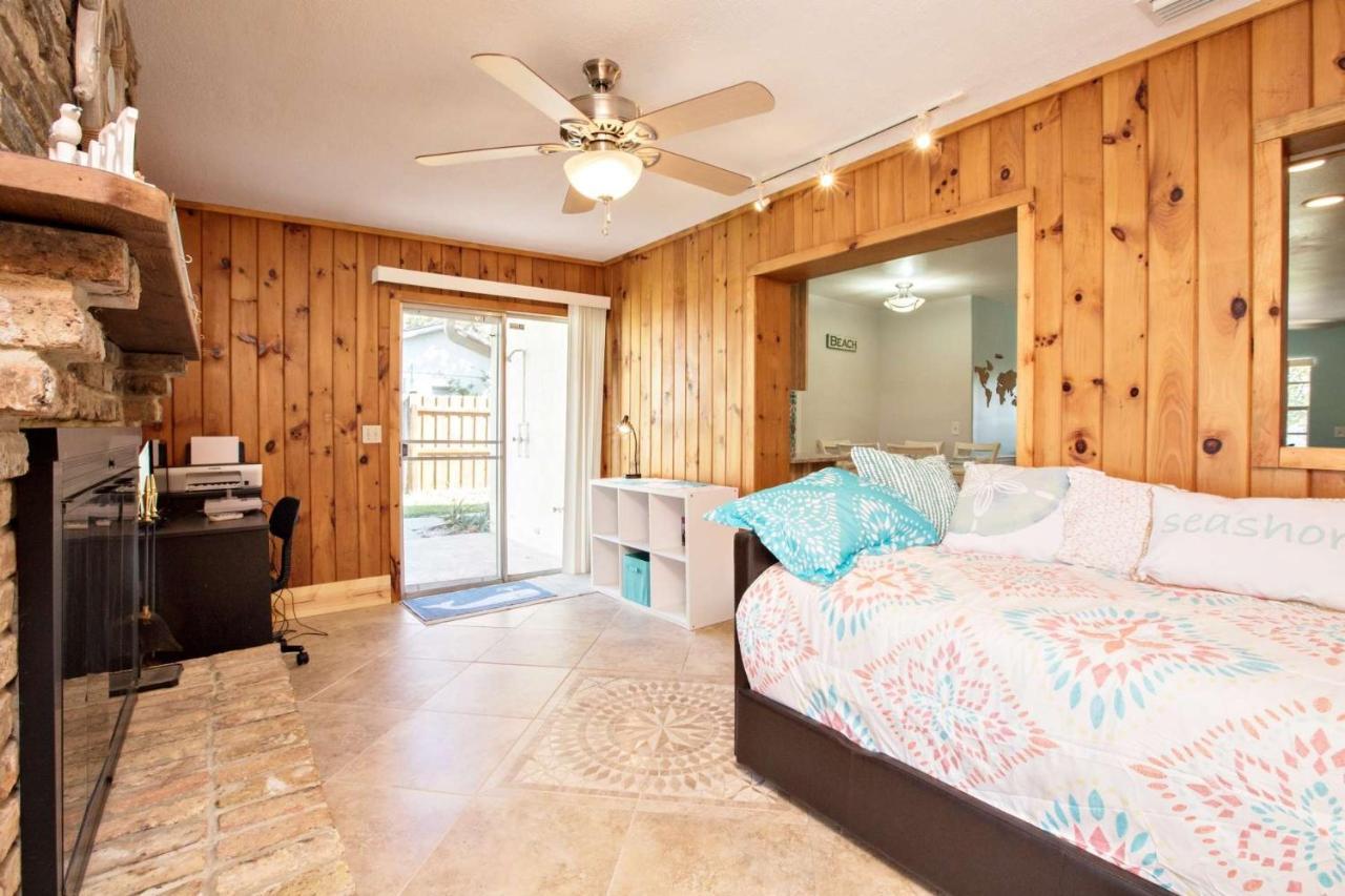 Holiday home 1050 Tompkins Drive