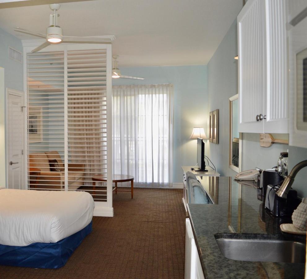 Harborside At Little Harbor Hotel 3*