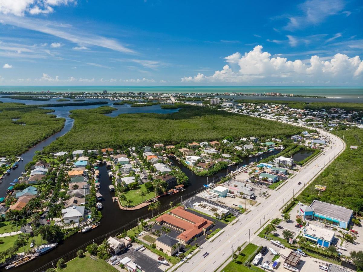 Tahitian 2* Fort Myers Beach
