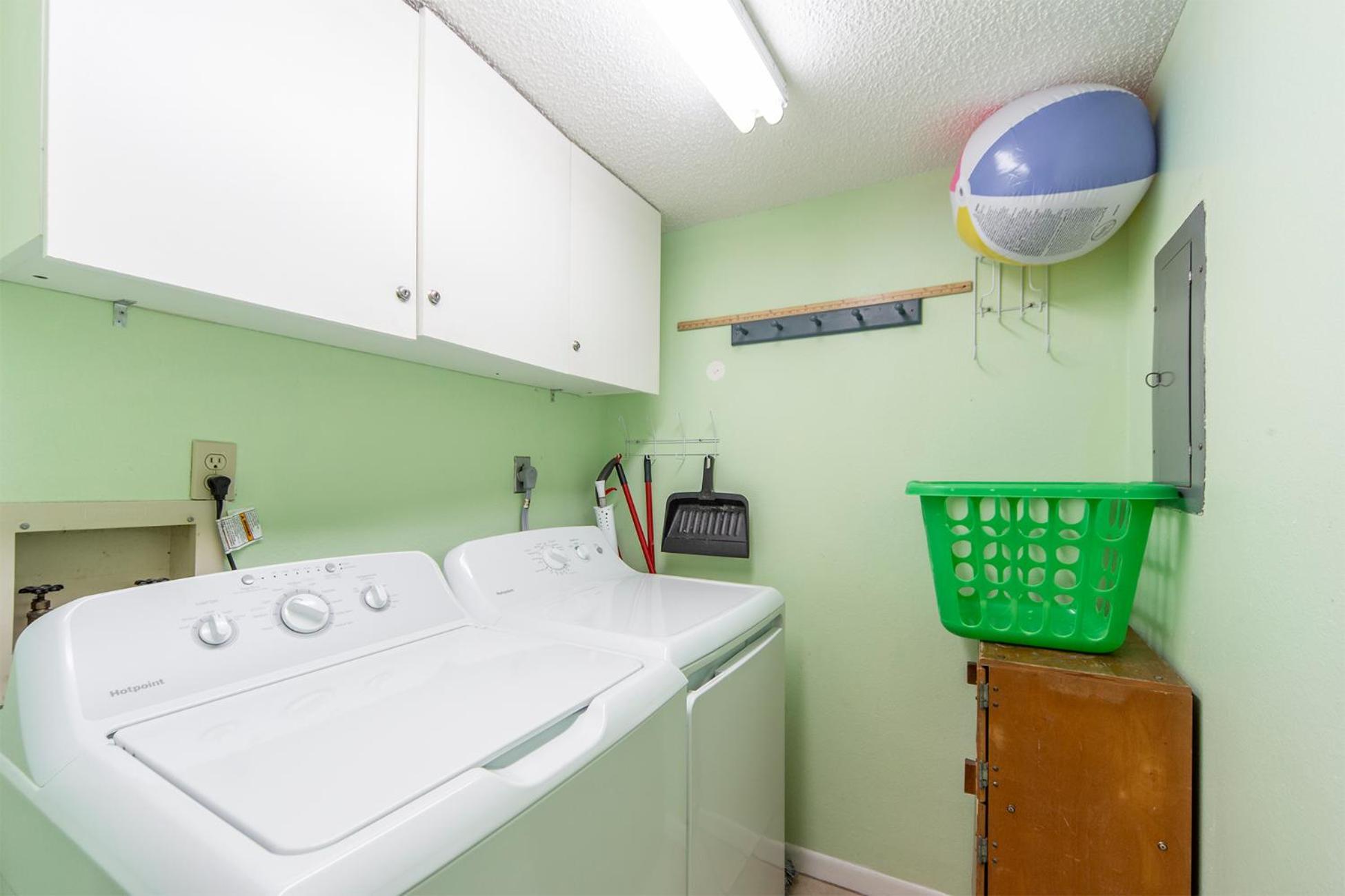 407 Place