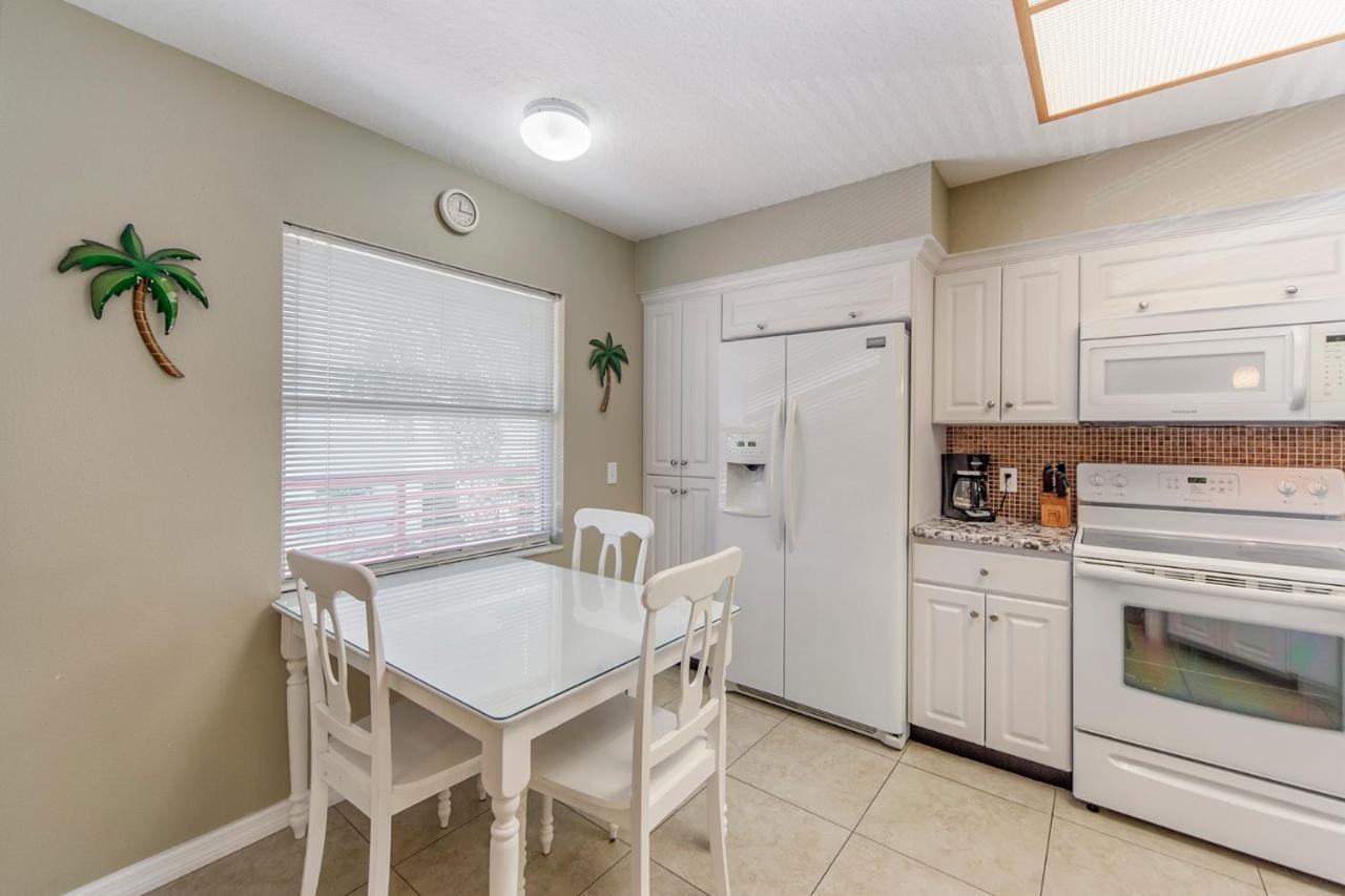 104 Crimson Holiday home