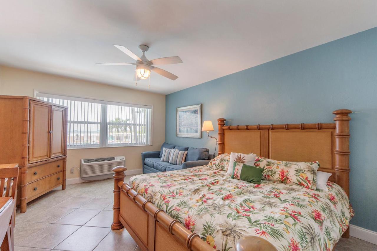 154 Surf Song Holiday home Madeira Beach