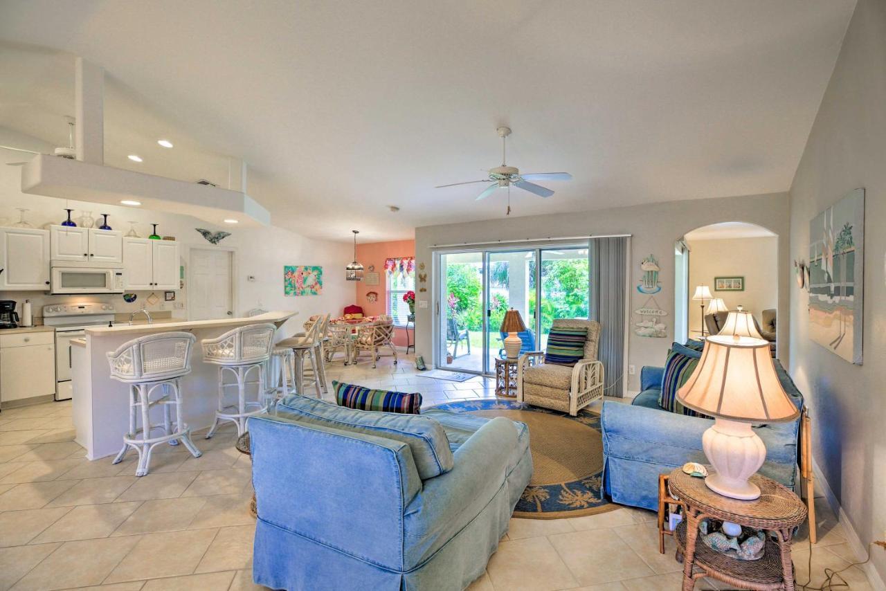 Holiday home Quiet With Backyard And Grill In Cape Coral! *
