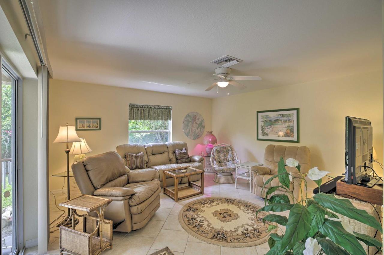 Quiet With Backyard And Grill In Cape Coral!