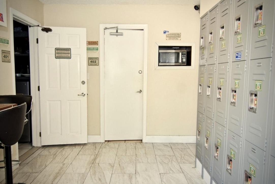 Sheridan Hostel *