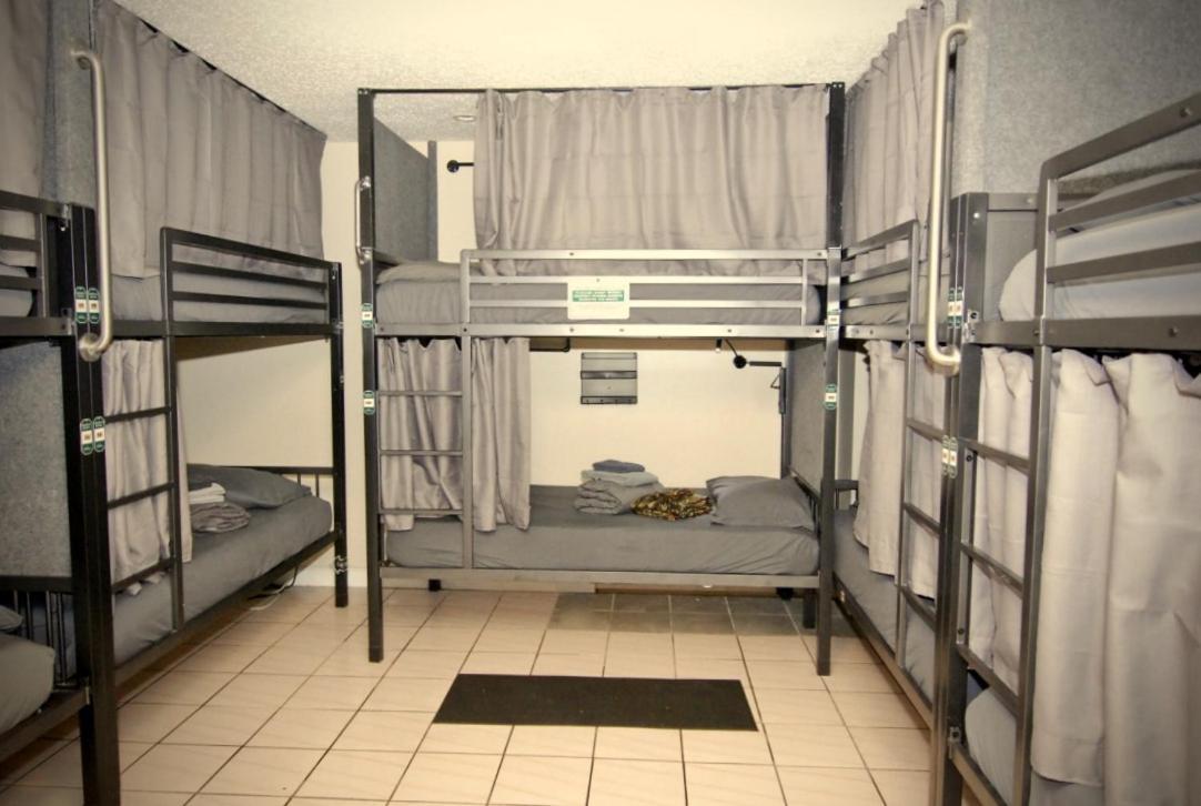 Sheridan Hostel Dania Beach