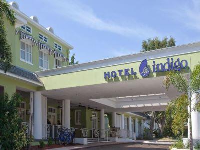 Indigo Downtown 3*