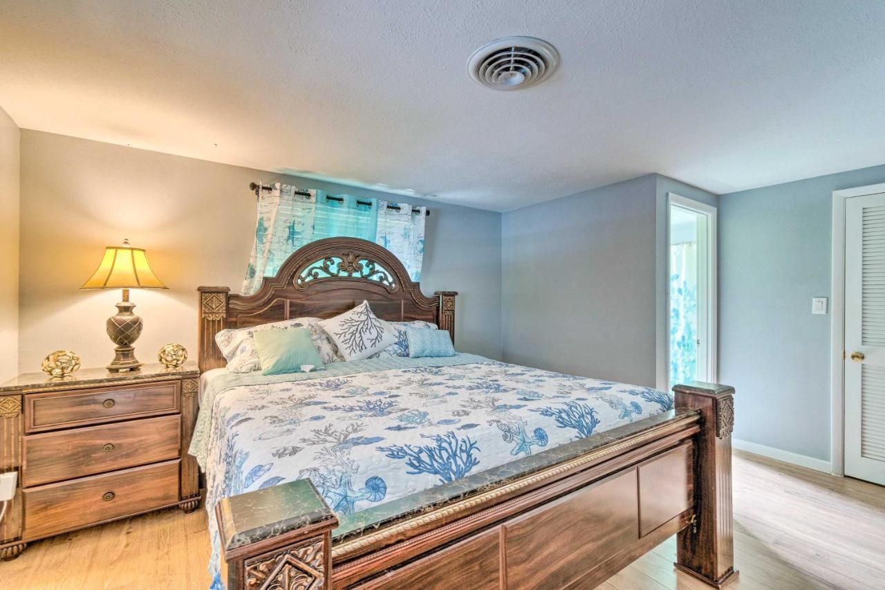 Peaceful With Patio - 2 Miles To Beach! *