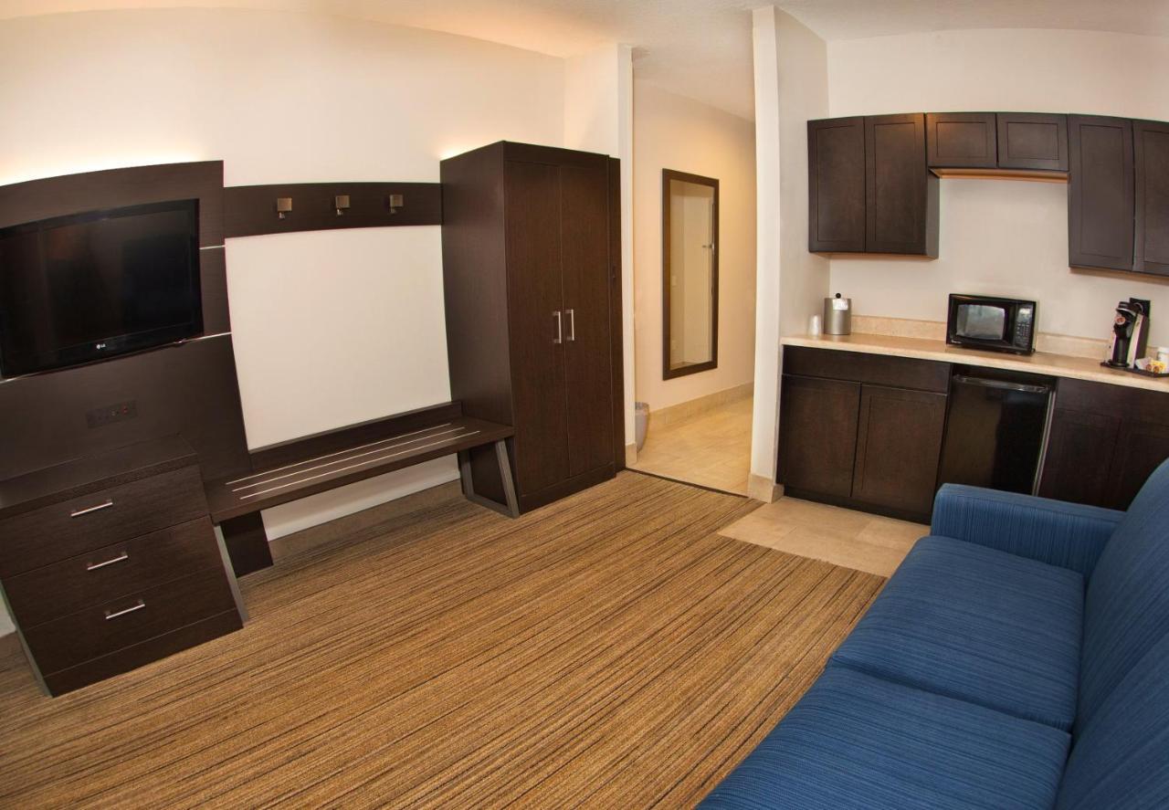 Hotel Express & Port Charlotte