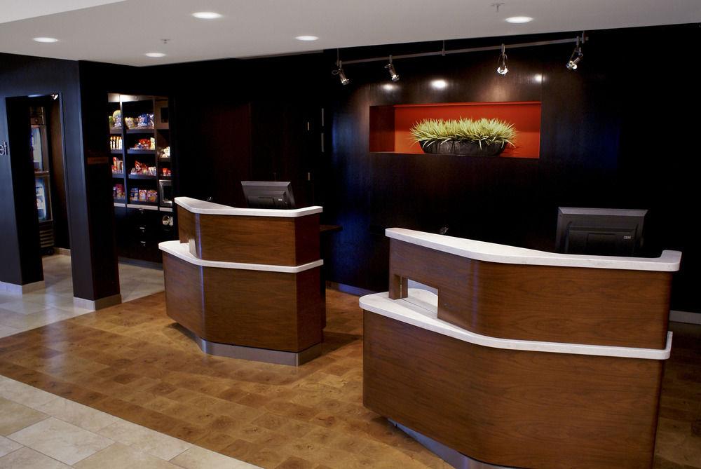 Hotel Courtyard By Marriott Cocoa Cape Canaveral 3*