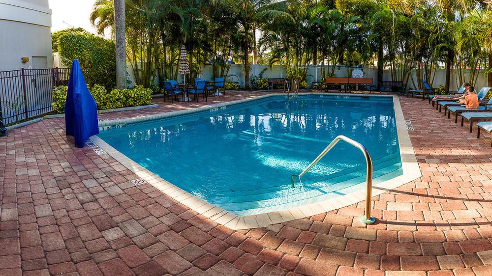 Four Points By Sheraton Lauderdale Airport/cruise Port Hotel Fort Lauderdale