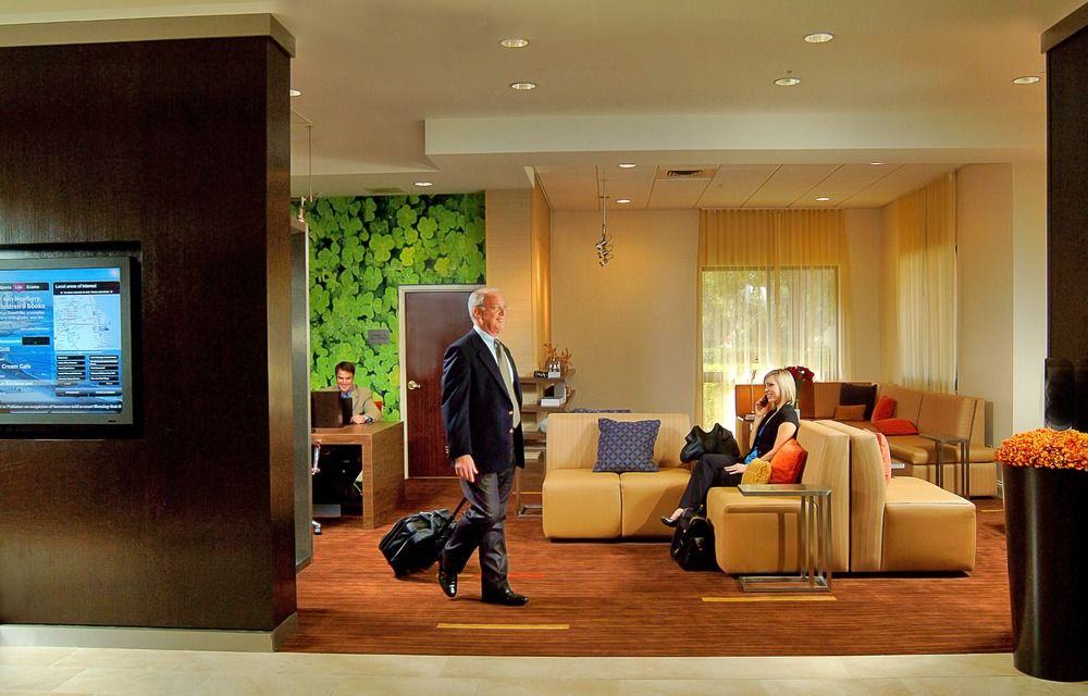 Hotel Courtyard By Marriott Cocoa Cape Canaveral 3*