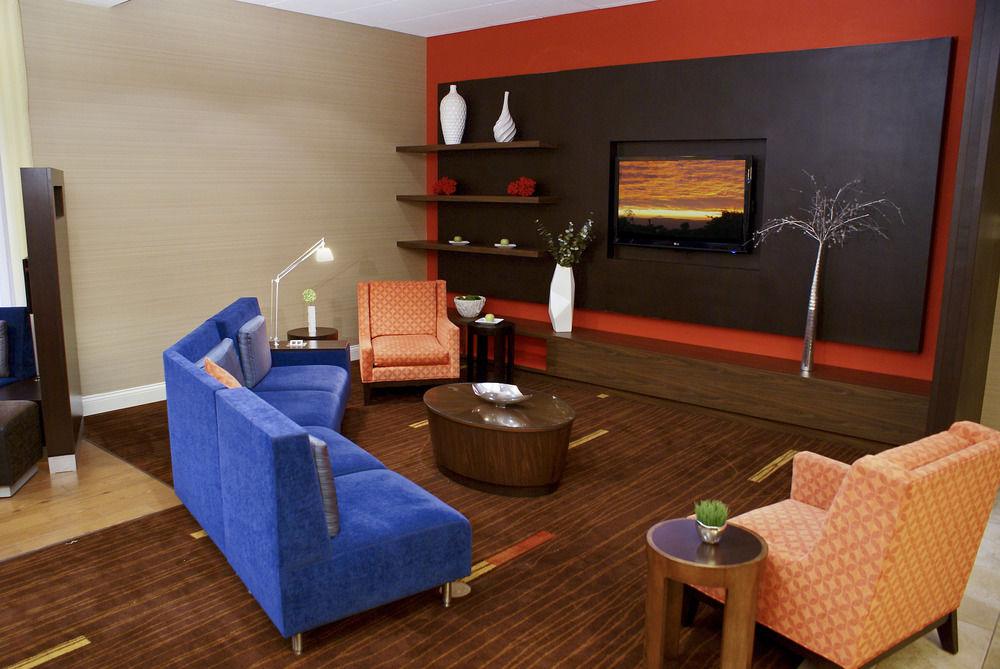 Courtyard By Marriott Cocoa Cape Canaveral Cocoa Beach