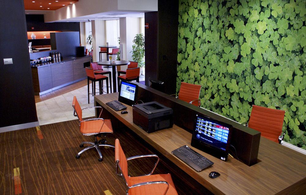 Courtyard By Marriott Cocoa Cape Canaveral Cocoa Beach