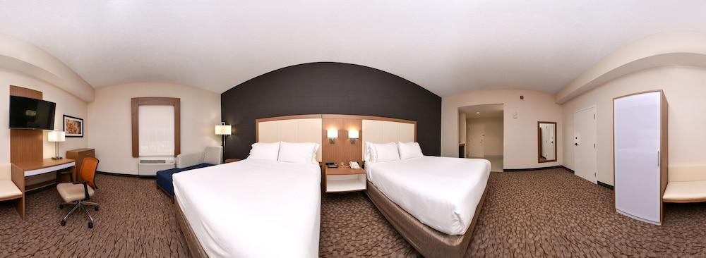 Express & Bonita Springs/naples By Ihg Bonita Springs