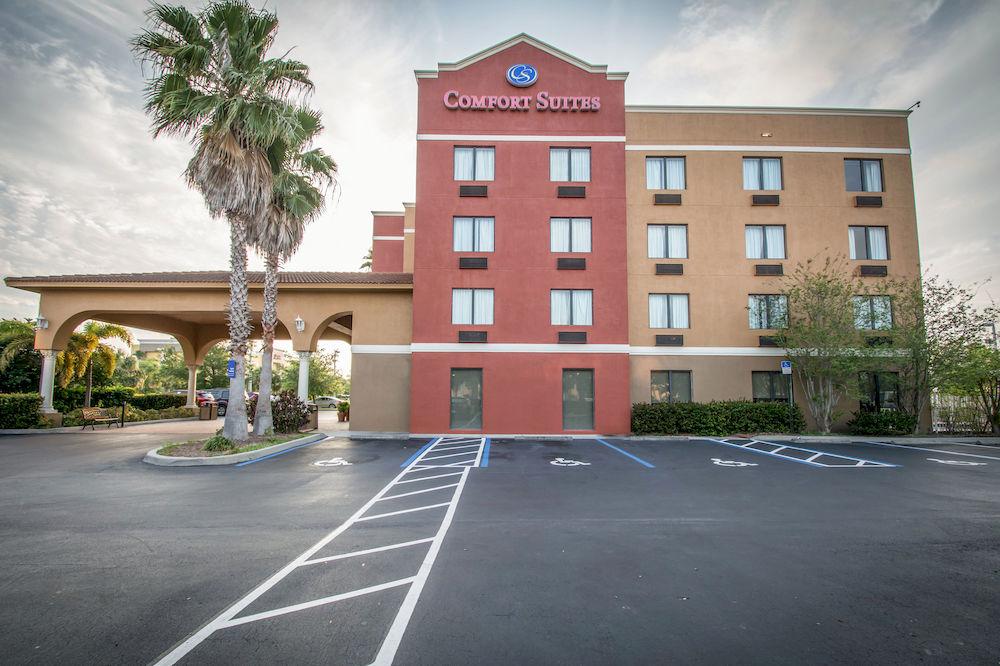 Hotel Comfort Pierce I-95 3*