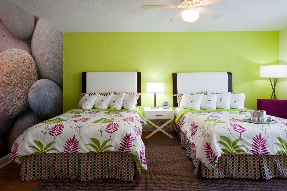 Indigo Downtown 3*