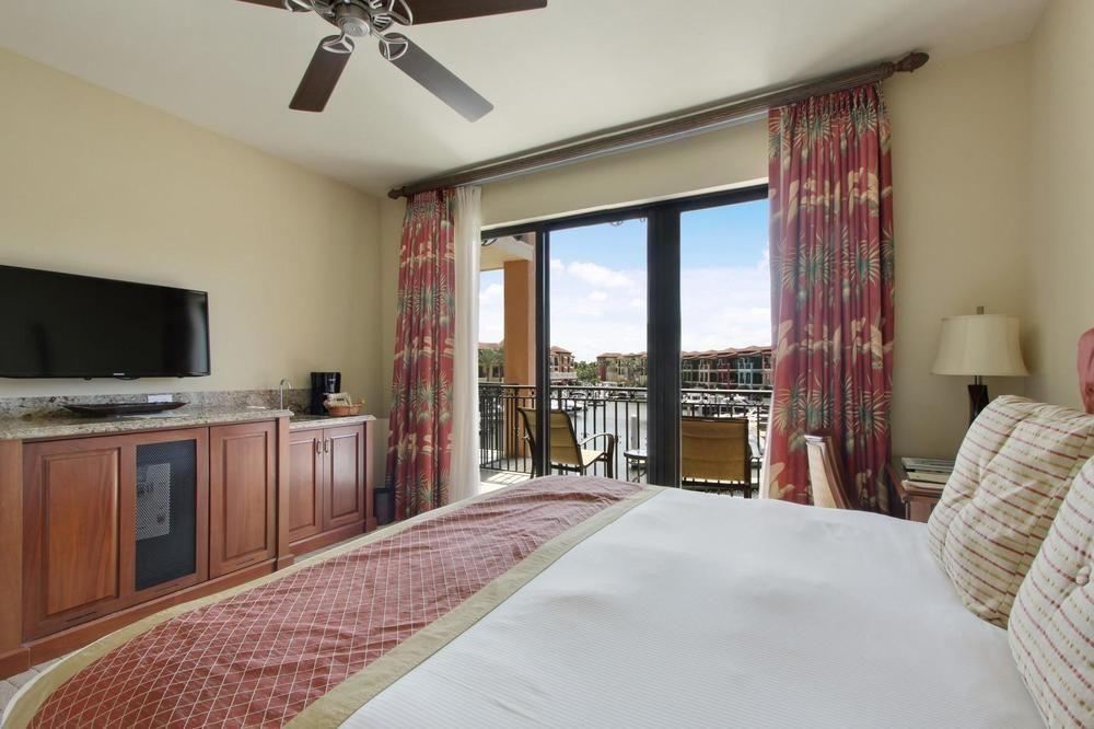 Resort Bay And Marina Naples
