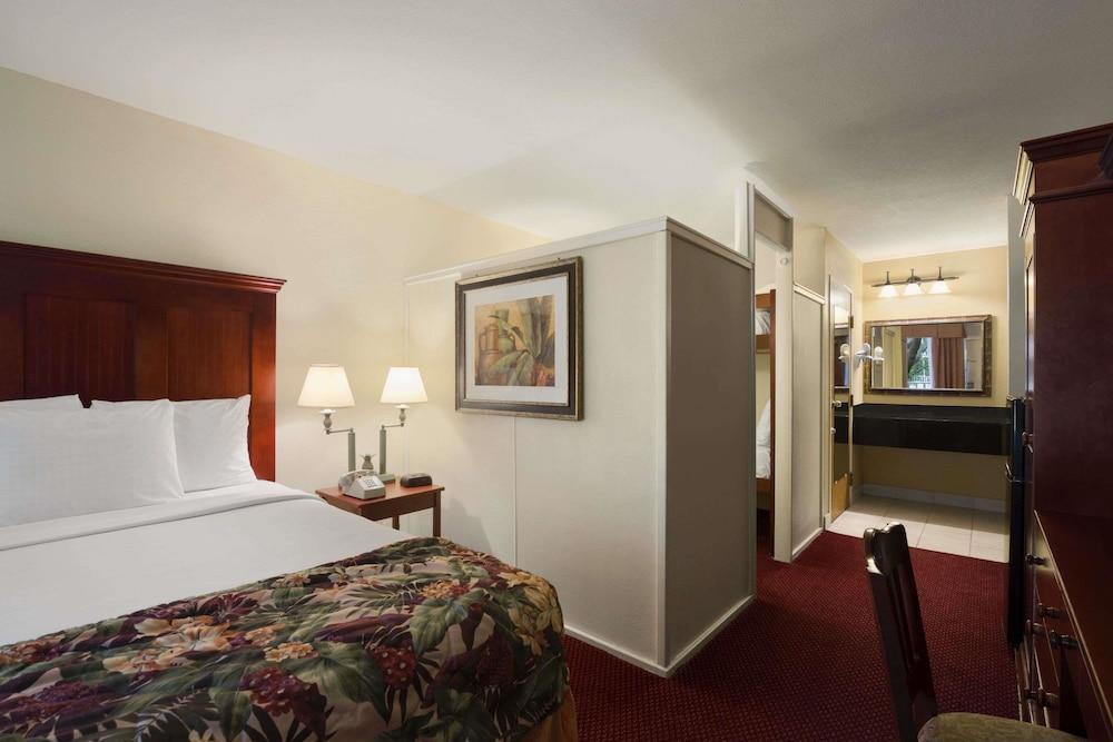 Baymont By Wyndham Celebration Kissimmee