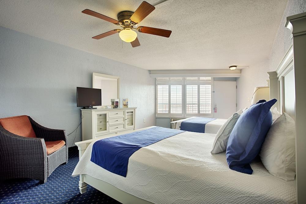 Coral Sands 3*