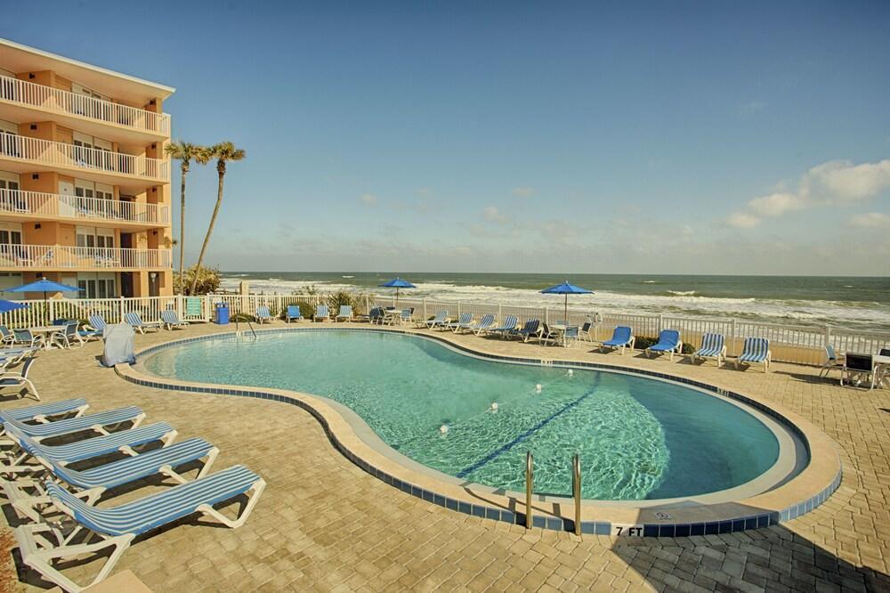 Coral Sands 3*