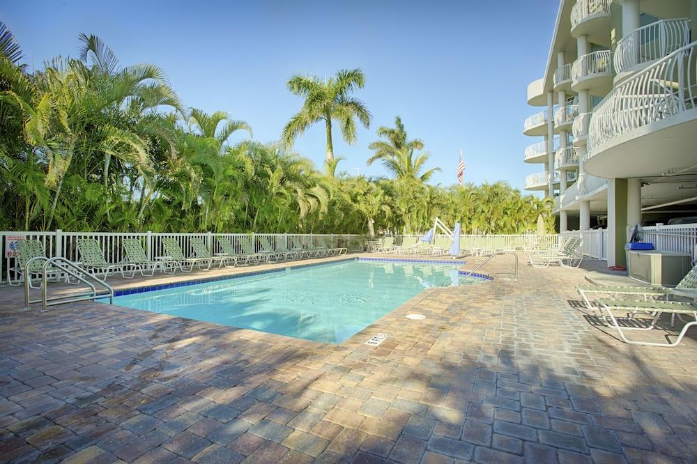 Crystal Palms St. Pete Beach