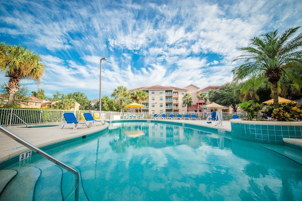 Aparthotel Vacation 2, A Ramada By Wyndham
