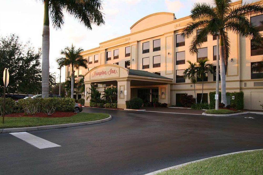Hotel Hampton Palm Gardens