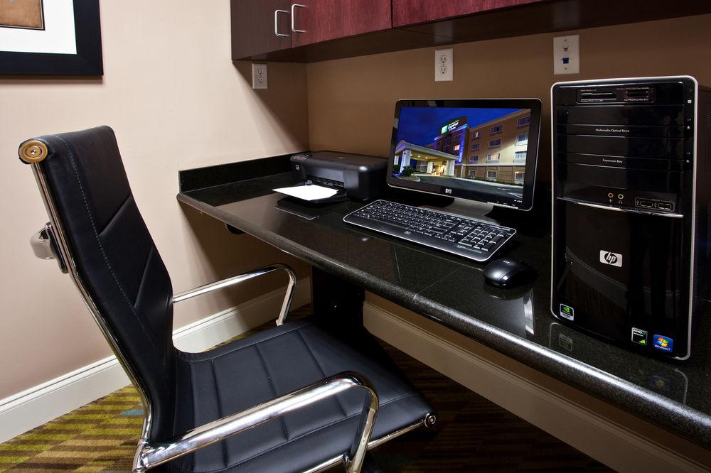 Express Northwest By Ihg Hotel