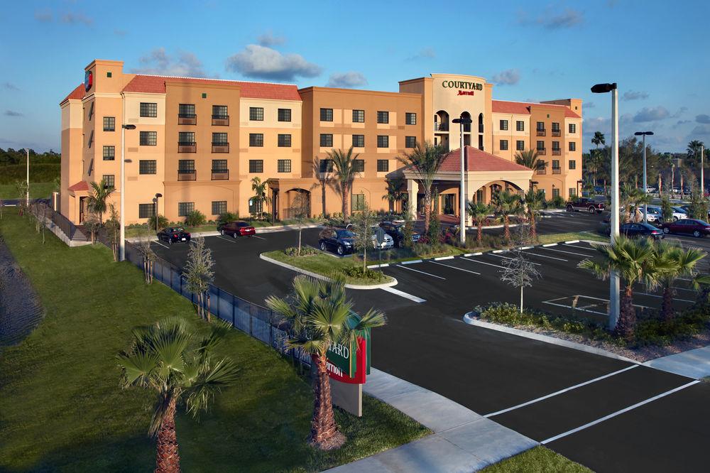 Hotel Courtyard By Marriott Stuart