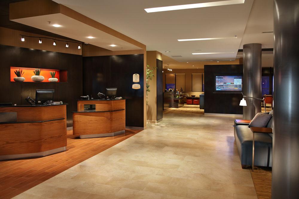 Courtyard By Marriott Hotel