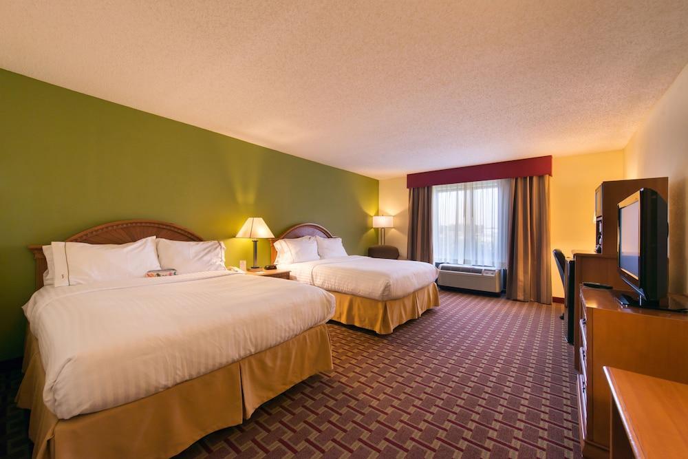 Express & Tampa-anderson Road-veterans Exp By Ihg Tampa