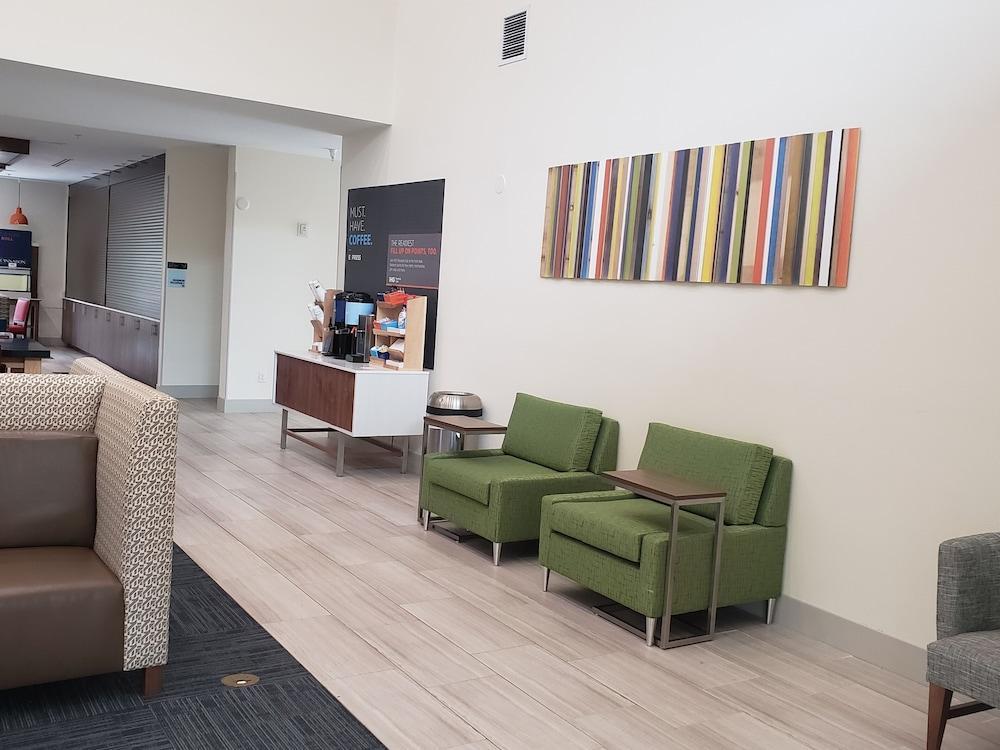 Hotel Express North Telecom Park By Ihg
