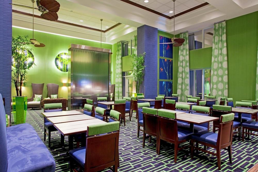 Hotel Express & Orlando - Apopka By Ihg 3*