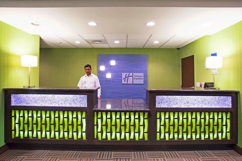 Hotel Express & Orlando - Apopka By Ihg 3*
