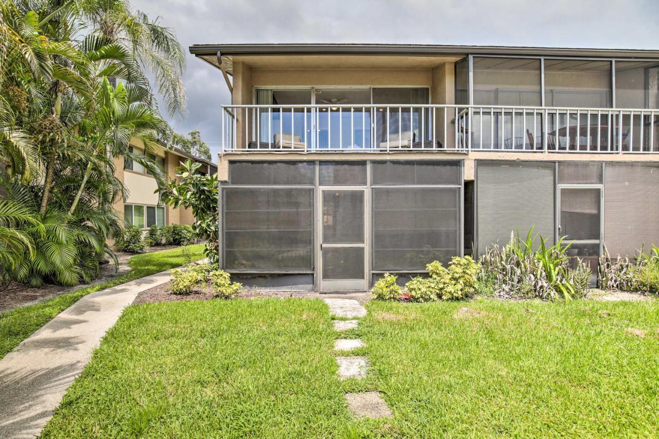 With Pool Access Less Than 4 Miles To Siesta Key Sarasota