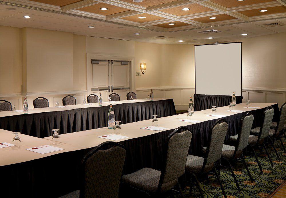 Airport Marriott