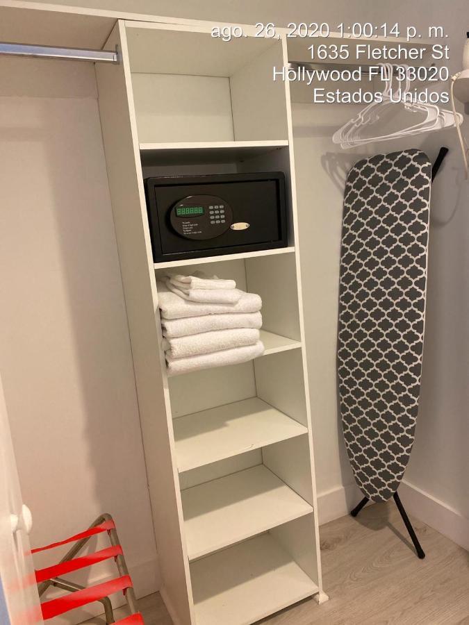 Apartment Beachwalk 307 Hollywood