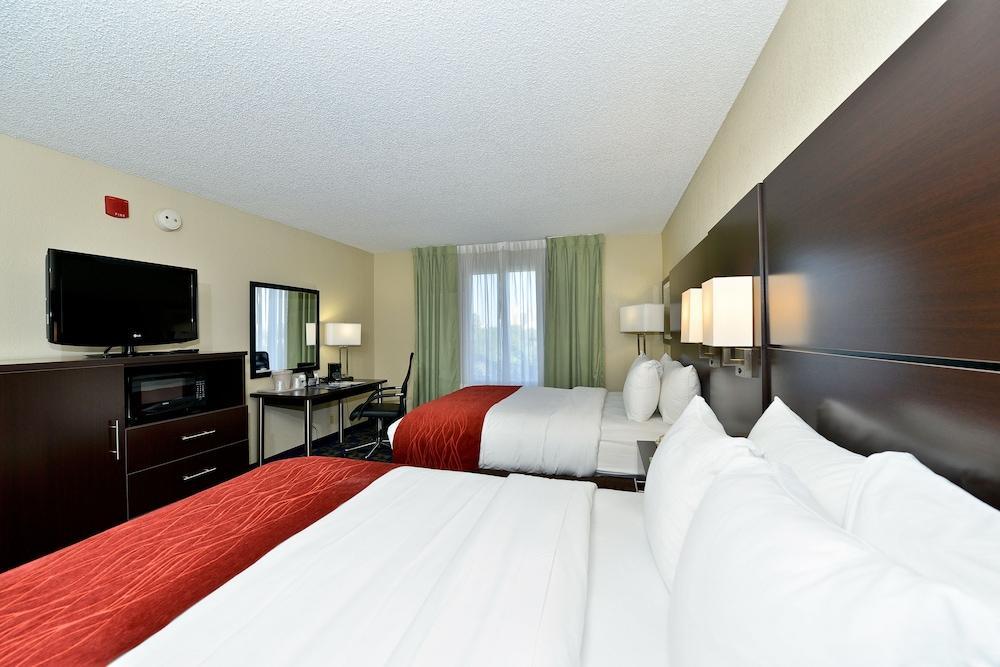 Hotel Comfort & Near Universal Resort-convention Ctr
