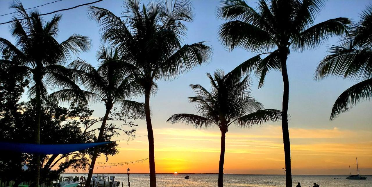 Bayside 3*