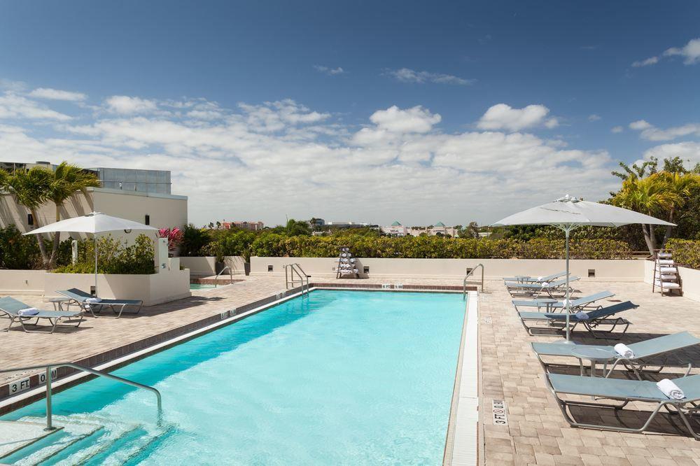 Lauderdale Marriott North Hotel