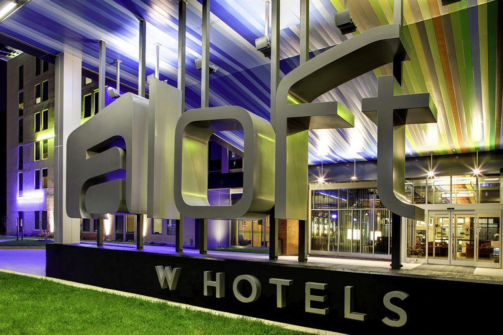Hotel Aloft Airport